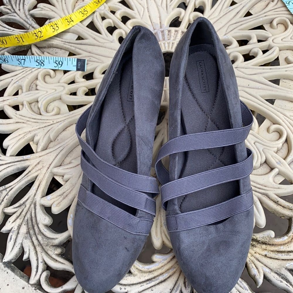 Laura Scott faux suede heels sz. 8